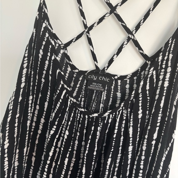 City Chic Black and White Backless Dress - Picture 2 of 4
